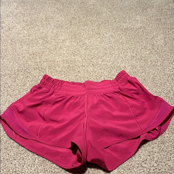 lululemon athletica Pants - Lululemon Hotty Hot shorts